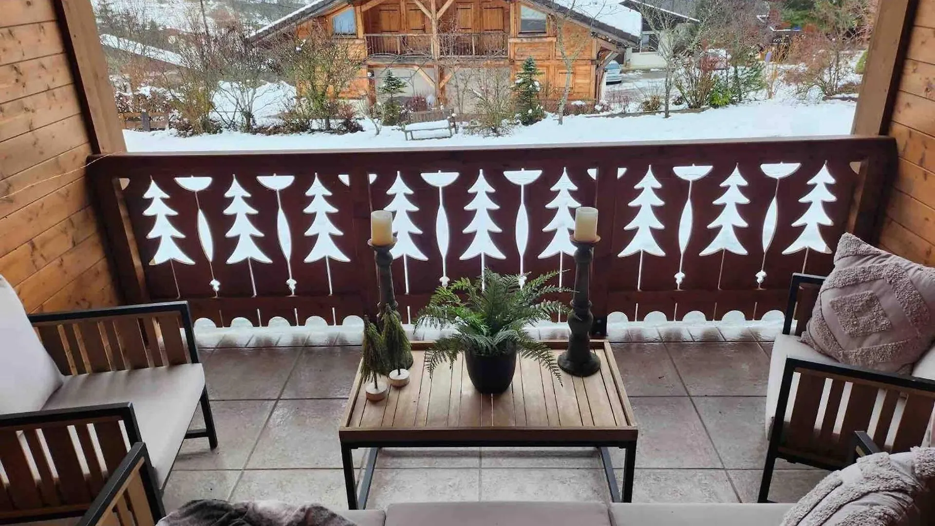 펜션 Chalet Abricotine, Sleeps 10, Hot Tub Saint-Jean-dʼAulps